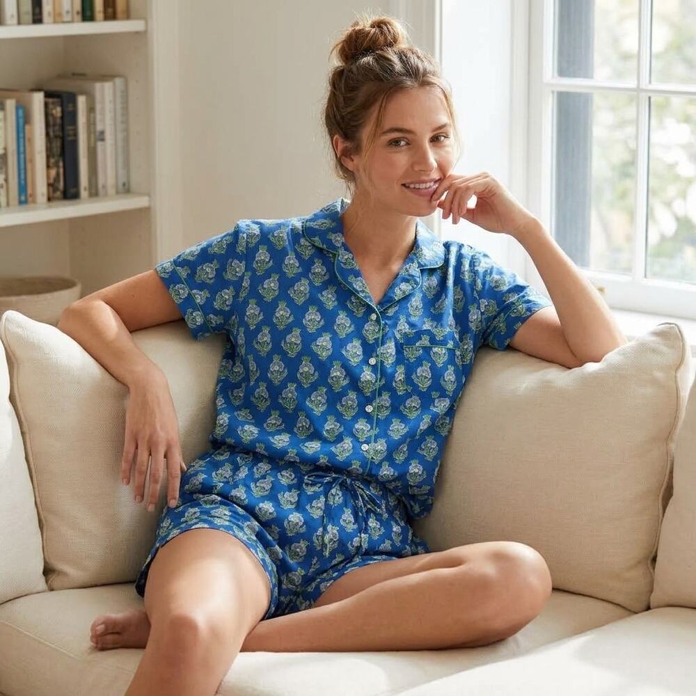 Crafted by Mahogany Pajama Set Women Medium Blue Floral Shorts Cotton Loungewear